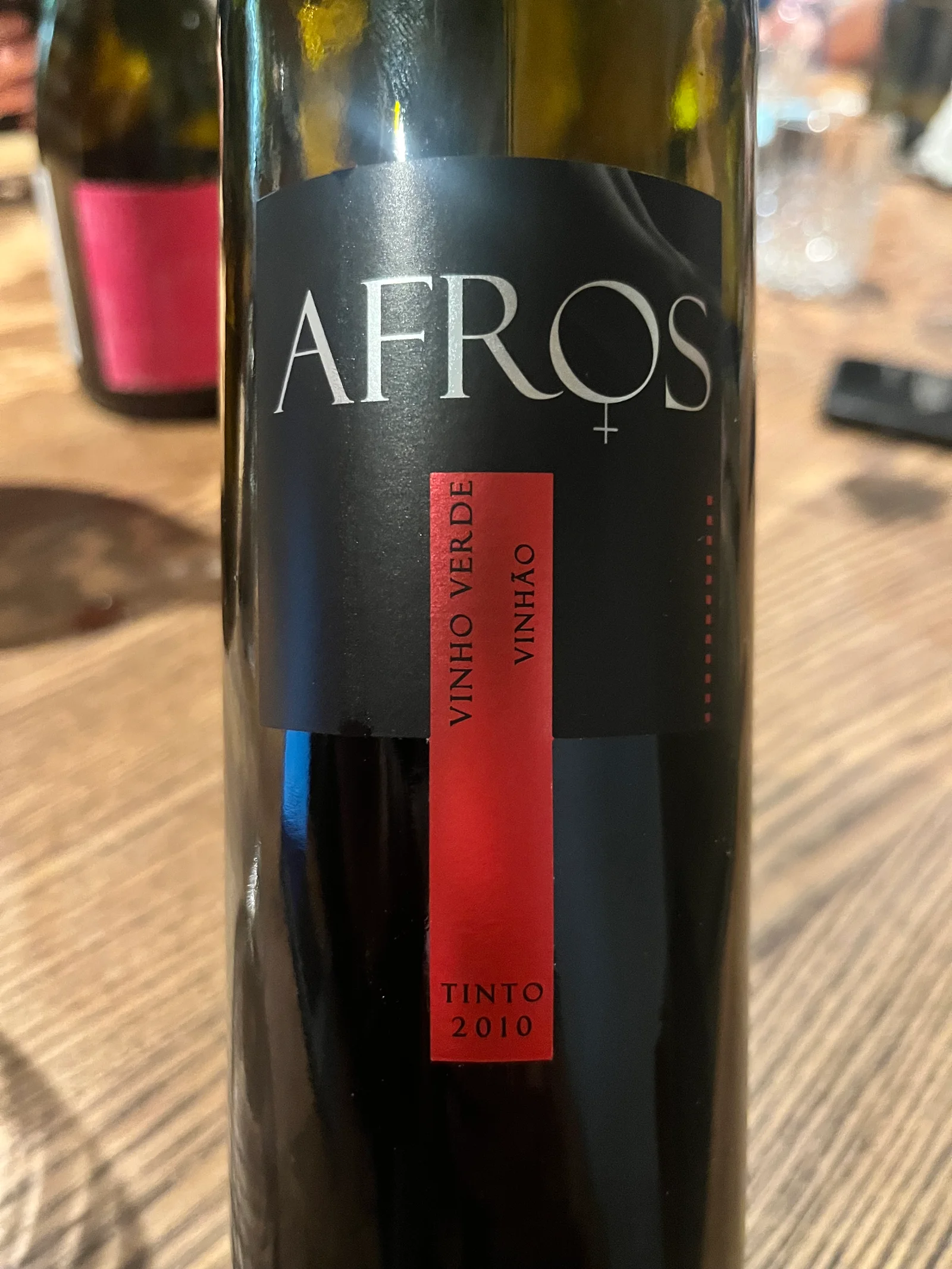 Aphros Vinhão 2010 - Barberry Garden